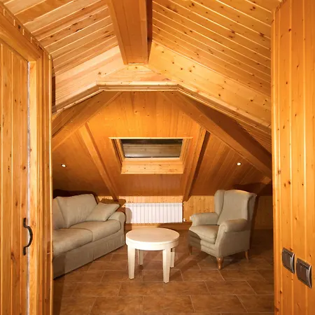 בית כפרי Sombredales